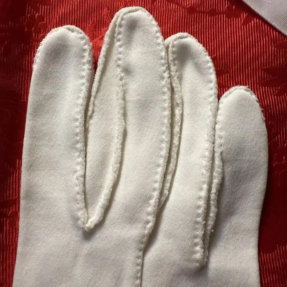 Vintage Hand Stitched Cream White Gloves Mother Of Pearl Buttons Size Petite XS